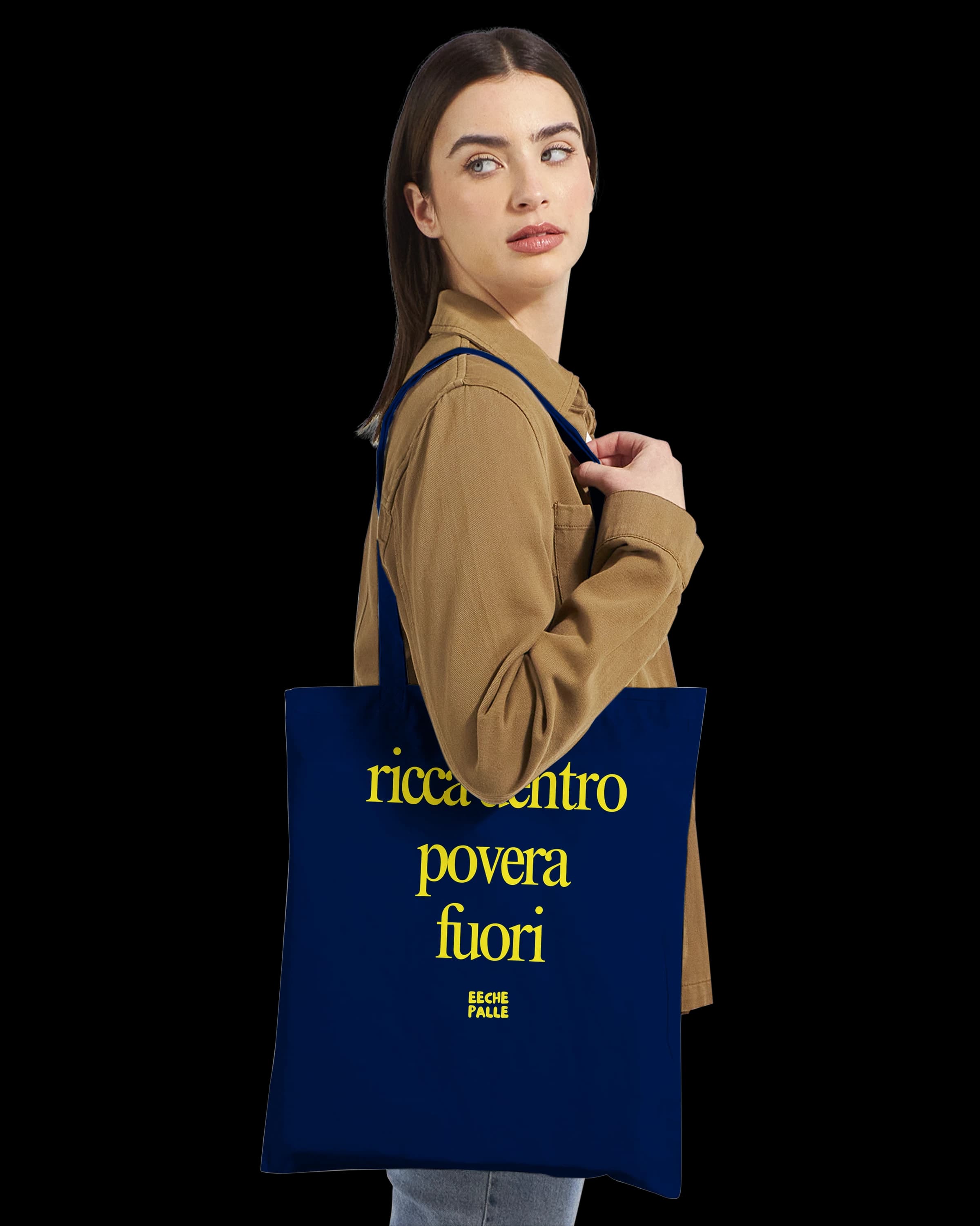 RICCA DENTRO POVERA FUORI